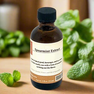Pure Spearmint Extract, Great in Baking, Great in Ice Cream and Mixed Drinks