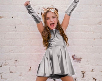 Dreaming Kids Silver Metallic Dress No Gloves