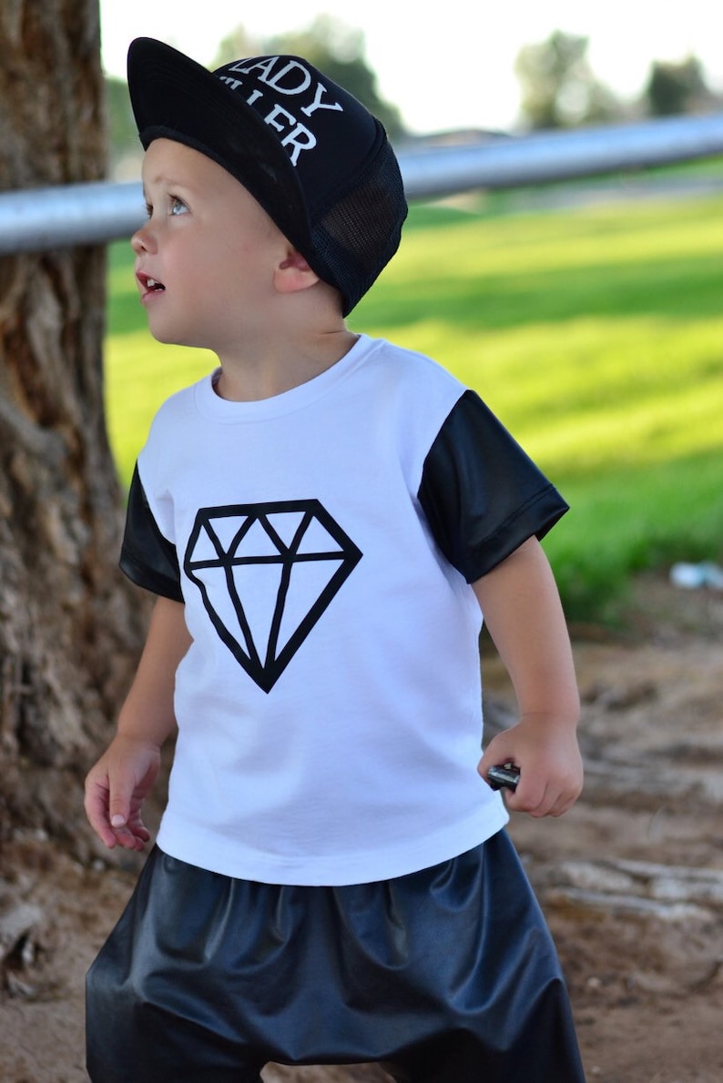 Camiseta gráfica de Diamond Blanco para Niños Soñando imagen 1