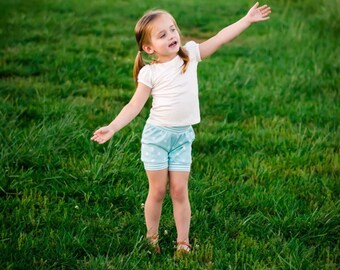 Dreaming Kids Mint Dotted Printed Shorts