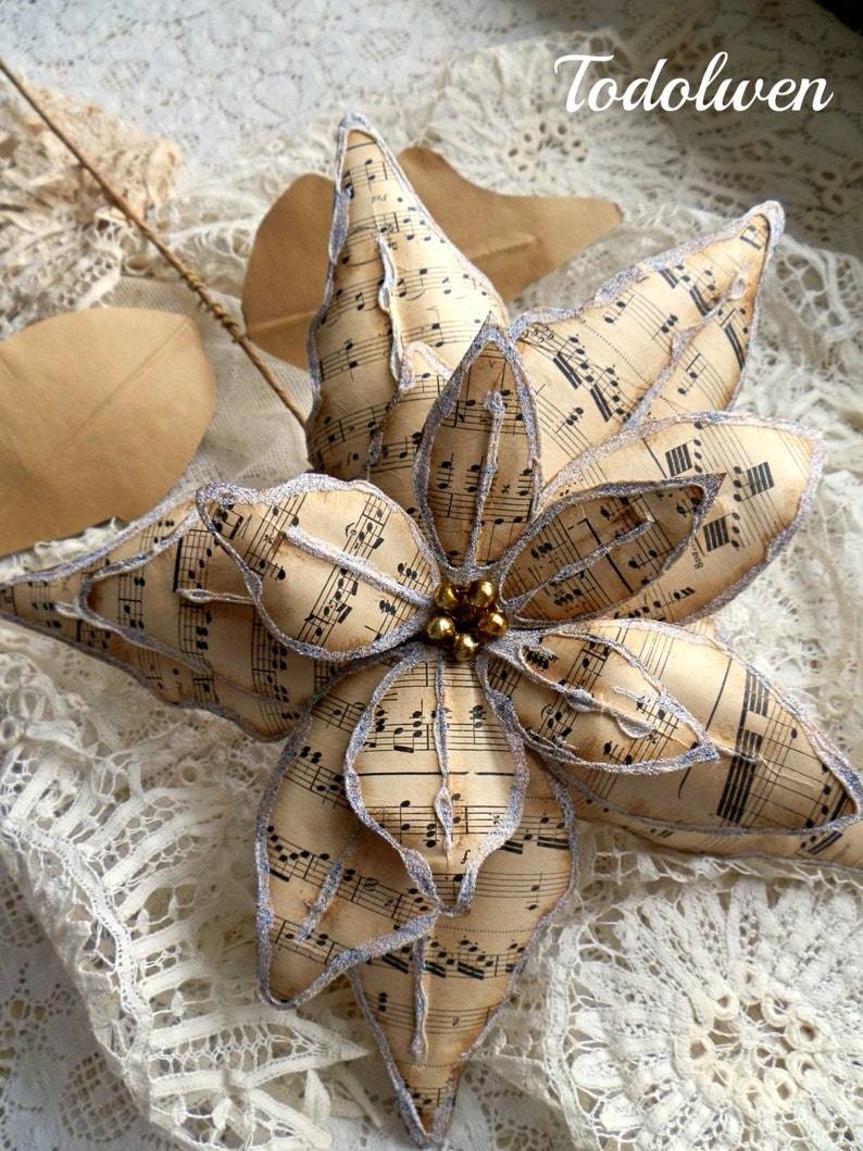 Music Sheet Poinsettia Tutorial image 5