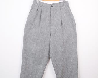 Vintage 90s Women's Black White Houndstooth Pleated Pants