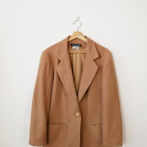Vintage 90s Women&#39;s Beige Boxy Blazer/Wool Tailored Jacket