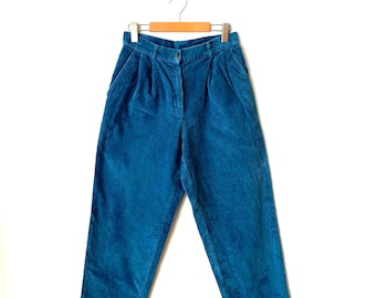 Pantalones de pana plisados de cintura alta y cónicos de L.L.Bean para mujer en color azul verdoso