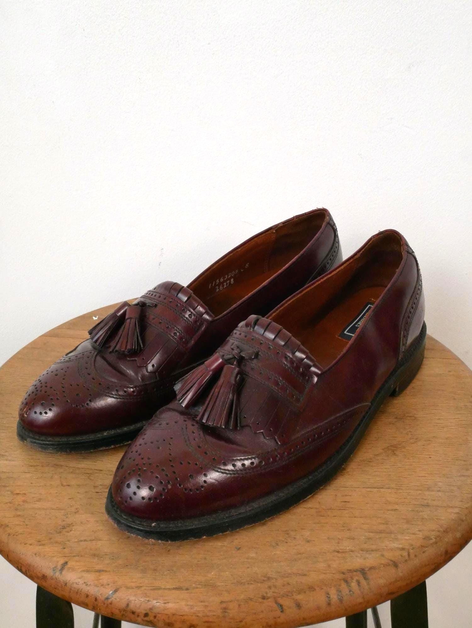 Vintage Bostonian Classics Burgundy Wingtip Leather Tassel  display picture 1