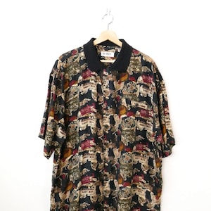 Unworn-Vintage Men's Abstract Short Sleeve Silk Shirt