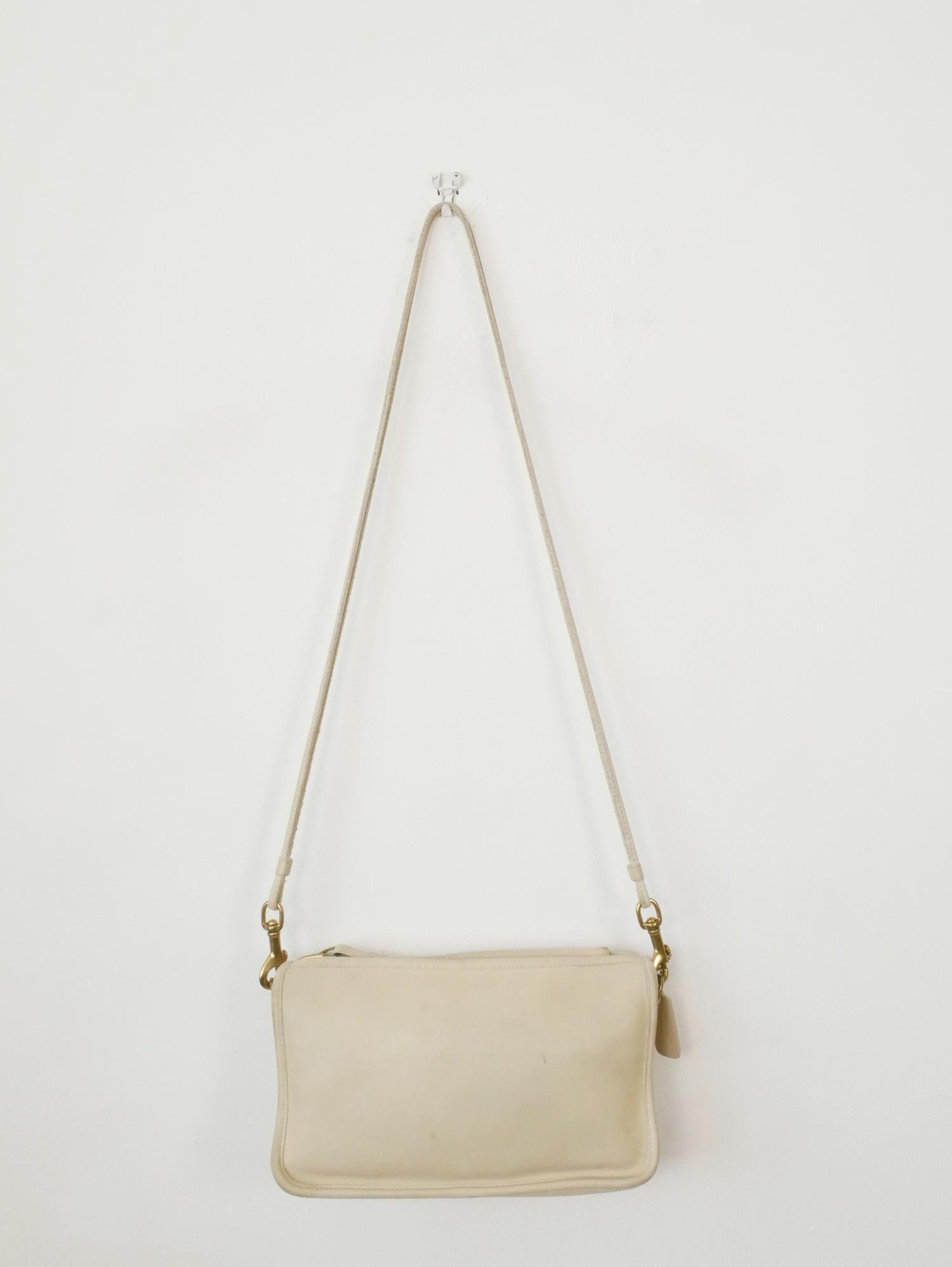Ivory Vintage Coach - Etsy