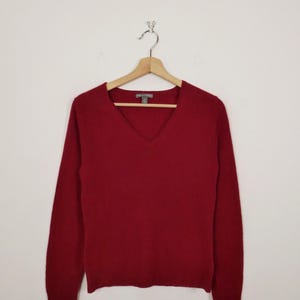 Women's Pink Red Cashmere V-neck Sweater
