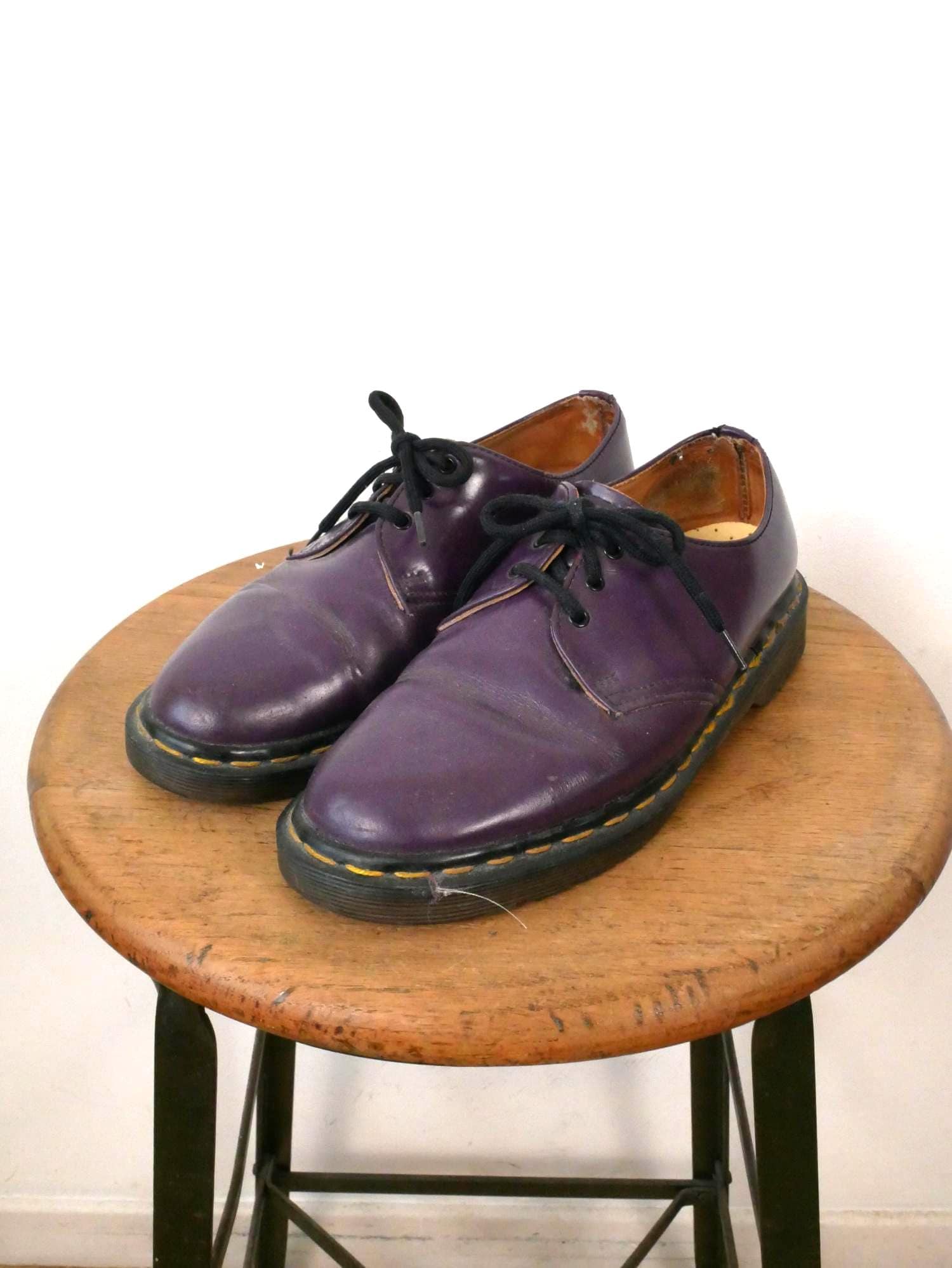 90s DR MARTENS 8380 OXFORD SHOES
PURPLE SUEDE w/ CHUNKY SOLE
Mens 10 / Womens 11 8053 Ben Suede Casual Shoes in Rich Purple | Dr. Martens main image 2