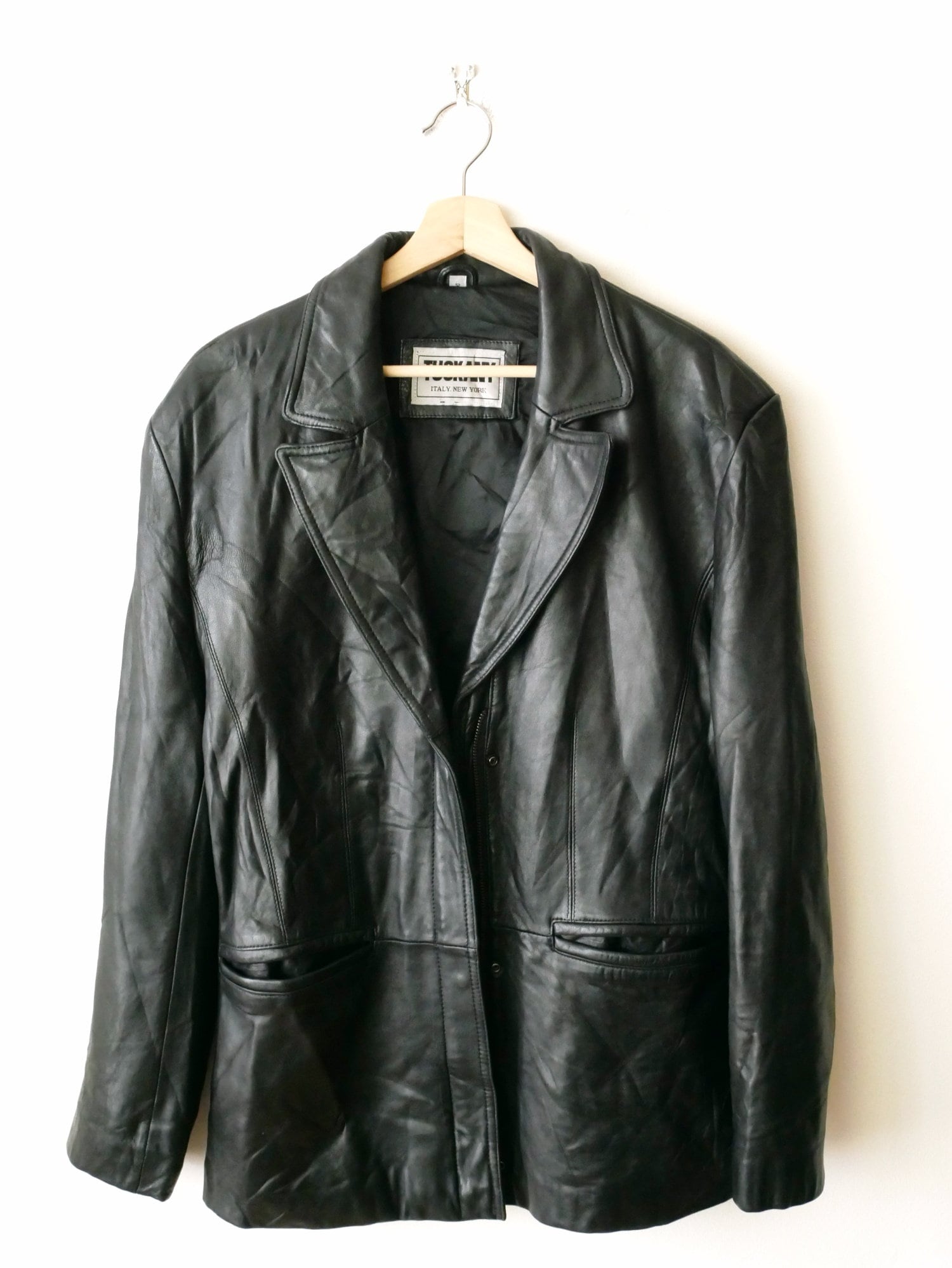 Vintage Women's Black Soft Lamb Leather Zip up Jacket Vintage Women's Black Soft Lamb Leather Zip up Jacket