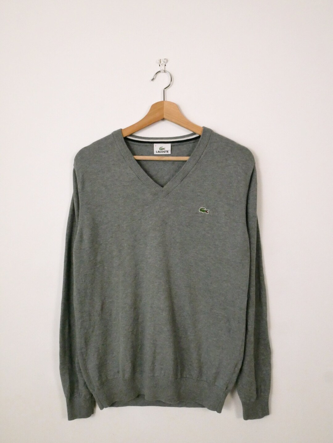 Lacoste V-neck cotton knit sweater, men's size XXXL cotton green type Vintage Second Hand