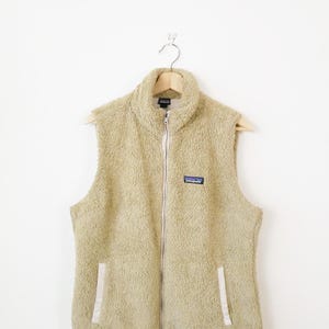 Patagonia Women&#39;s Furry Fleece Full Zip Vest