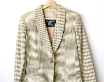 Vintage Burberry Women&#39;s Sage Green/Ecru Check Tailored Jacket/Boxy Blazer