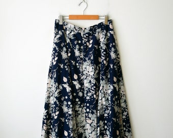 Vintage Navy Blue/Pink Floral A Line Skirt/Midi Skirt from 90's/W29-33