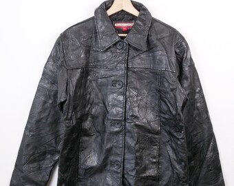 Vintage 90s Tudor Court Women's Black Leather Jacket