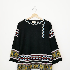 Vintage 1980s Acrylic Fibre Women&#39;s Black Geometric Knit Sweater