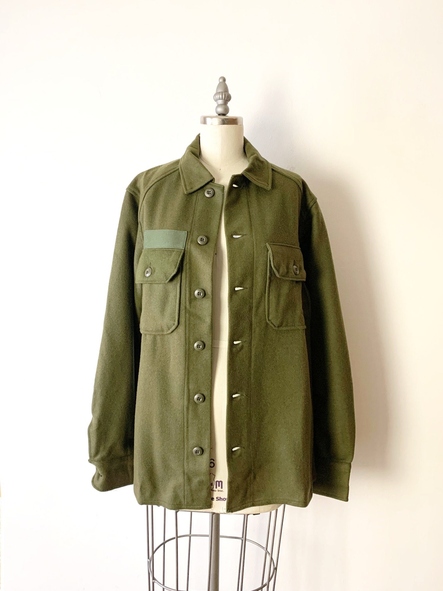 Unworn-vintage US Army OG 108 Wool Cold Weather Field Shirt Jacket 