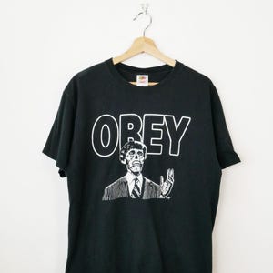Vintage Y2K Herren Schwarzes OBEY Grafik-T-Shirt