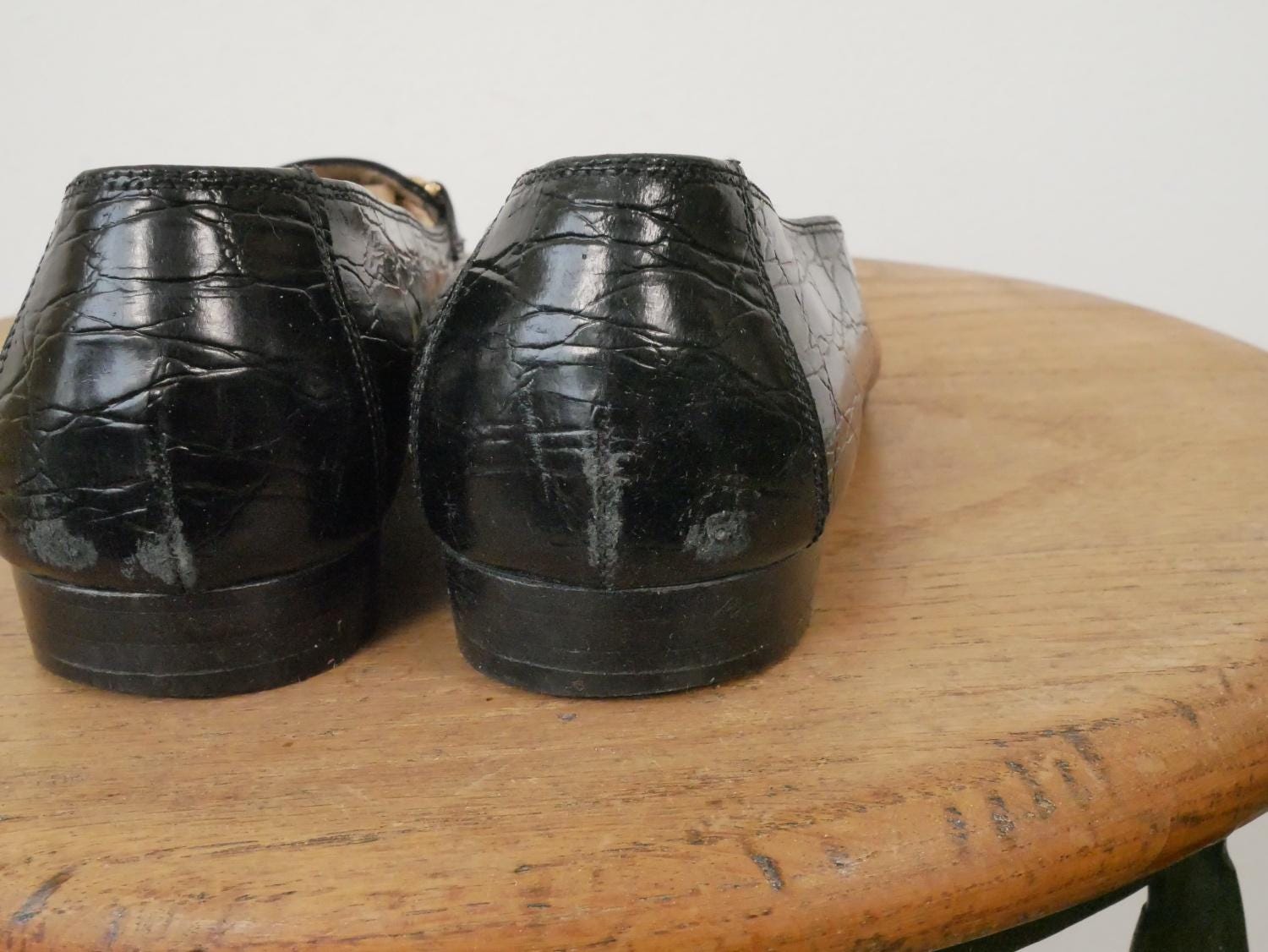 Vintage 90s Salvatore Ferragamo Women display picture 1