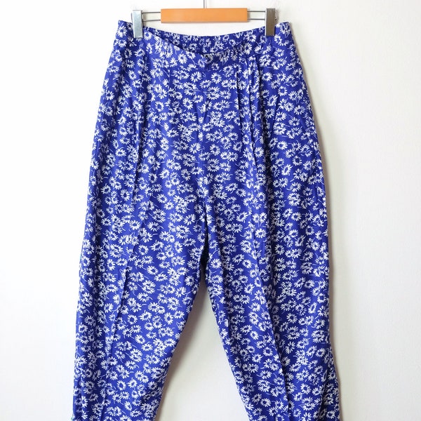 Vintage MAX and Diane Cobalt Blue/White Floral print High Waisted Tapered Slouchy Pants/Elastic Waist Pants