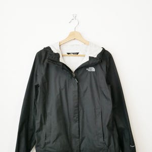 The North Face Women&#39;s Black DryVent Rain Jacket