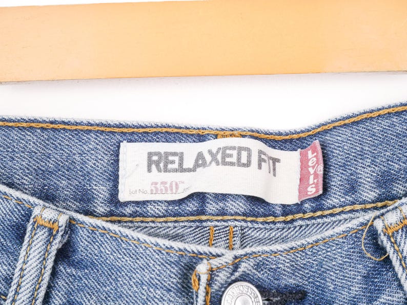 Levi's Men's 550 Relaxed Fit Jeans/W33