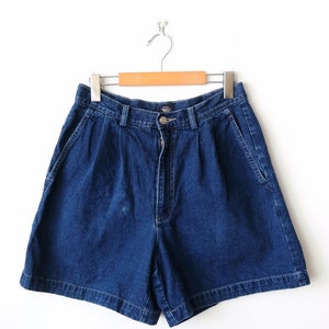 Vintage Docker's Women's High waisted Denim Shorts/Pleated Shorts/W28