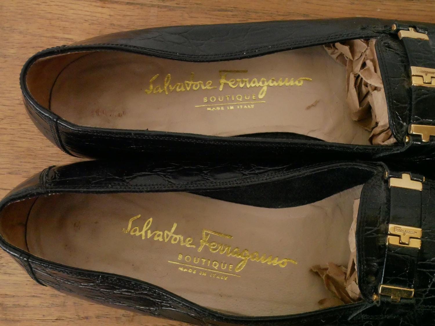 Salvatore Ferragamo Black Croc-Embossed Leather Bit Slip-Ons Ferragamo Black Brian Loafers Salvatore Ferragamo main image 3