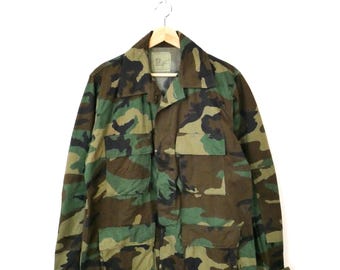 Vintage US Army Combat Bdu Woodland Camo Field Jacket Chemise/Longueur moyenne