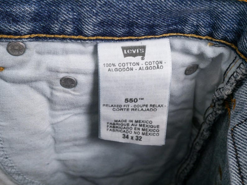 Levi's Men's 550 Relaxed Fit Jeans/W33