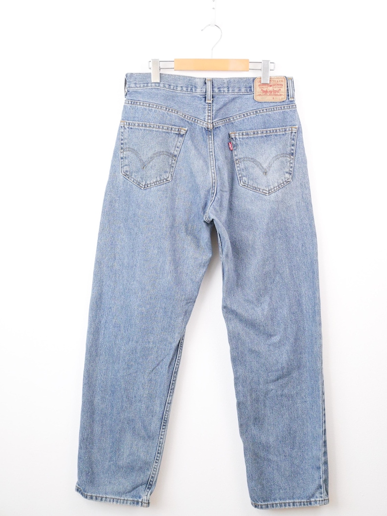 Levi's Men's 550 Relaxed Fit Jeans/W33