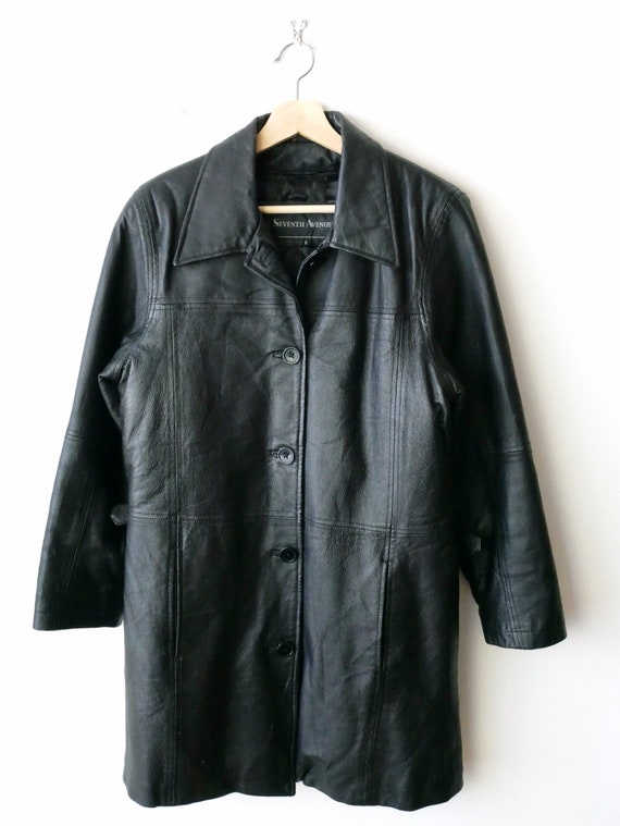 Vintage Women's Black Leather Button Down Coat/Leather Jacket/Minimal Jacket Vintage Women's Black Leather Button Down Coat/Leather Jacket/Minimal Jacket