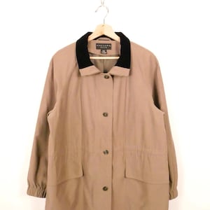 Vintage Women's Beige/Black trim  Drawstring Jacket/Lightweight Jacket
