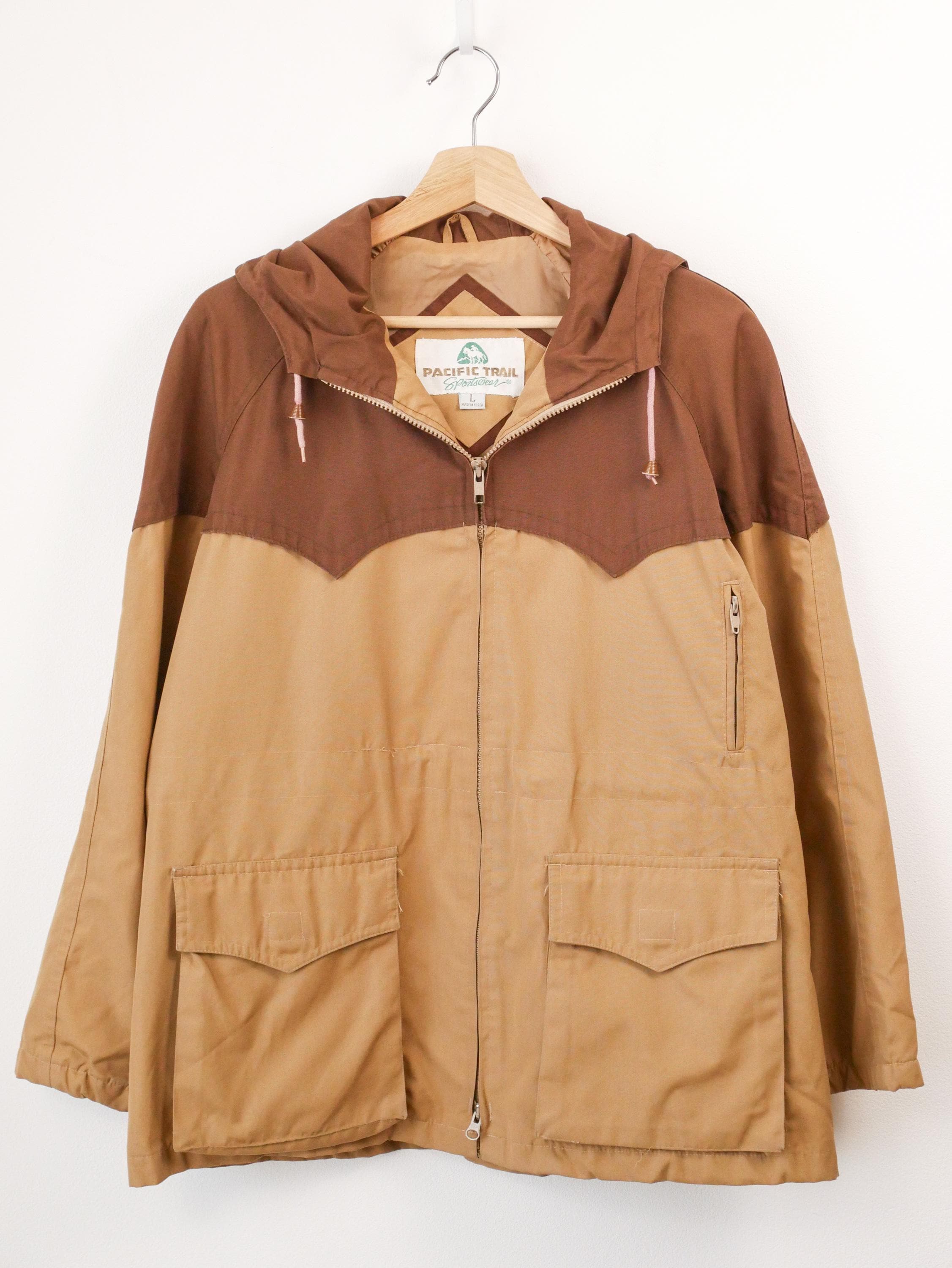 Vintage Pacific Trail Men's Tan and Brown Hooded Outdoor Jacket