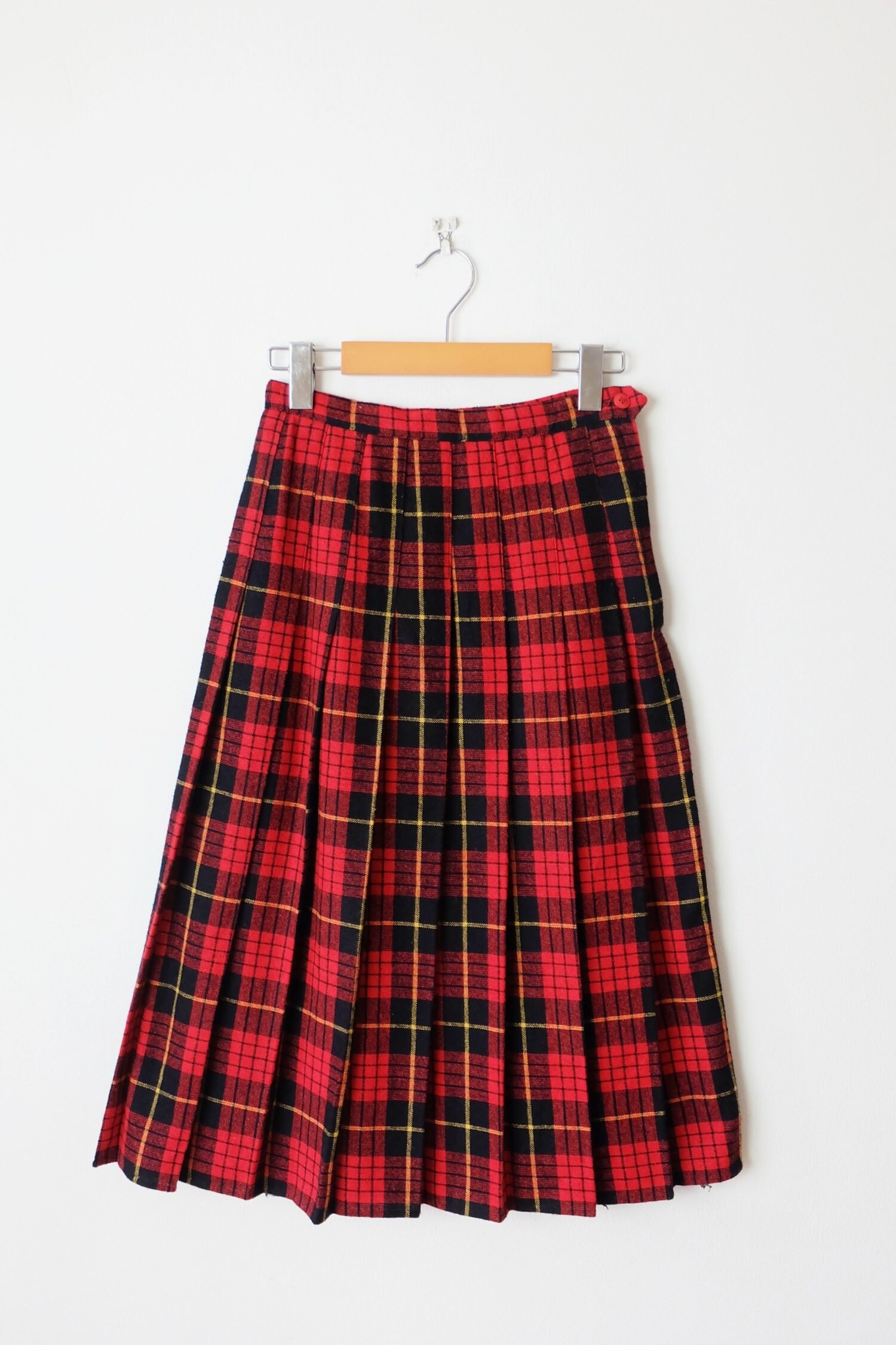 60s Vintage Red Green Plaid Pleated Skirt By Pendleton Turnabout Rever