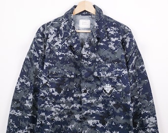 2000s US Navy Men's digital camo utility jacket