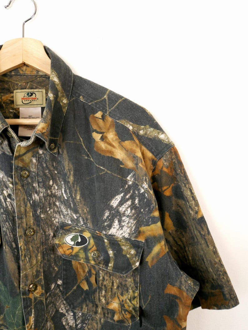 Mossy Oak Men’s Camo Short Sleeve Hunting Shirt image 3