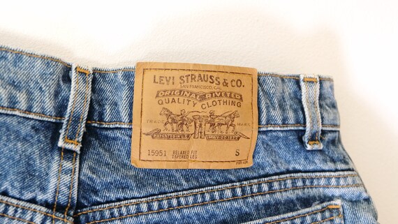 Vintage Levi's 950 High Waist Relaxed tapered Jea… - image 5