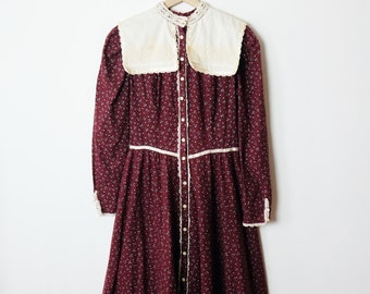 Vintage Gunne Sax by Jessica Floral Prairie Dress/Calico Dress from 70's/Pilgrim Collar