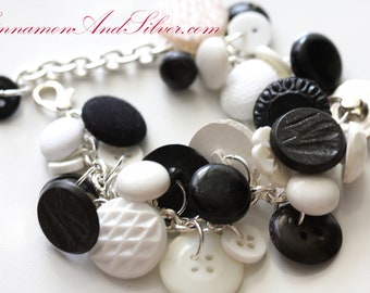 Black and White Vintage Buttons Charm Bracelet, Recycled Black and White Buttons Bracelet, Black and White Upcycled Vintage Buttons Bracelet