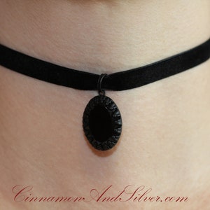 Collana girocollo con nastro di velluto nero e cammeo, girocollo di Halloween, collana con cammeo vittoriana, girocollo da vampiro gotico, collana girocollo vintage