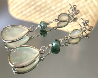 Green & White Pearl Dangle Earrings, Gemstone Statement Earrings, Teardrop  Earrings, Beach Wedding Earrings, Mother of Pearl Earrings
