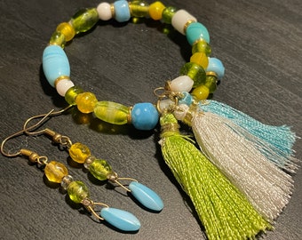 Turquoise Glass Beaded Bangle Set, Caribbean Sea Adjustable Bracelet & Earrings Jewelry Set, Bright Colors Bracelet and Earrings Jewelry Set