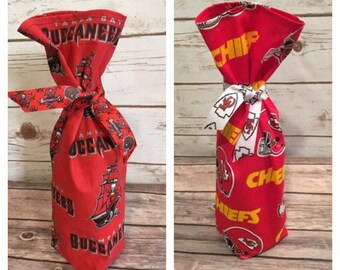 Tampa Bay Buccaneers and Kansas City Chiefs wine bags