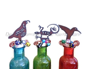 QUAIL LIZARD or HUMMINGBIRD Rusty Rustic Rusted Metal Decorative Wine Bottle Cork Stopper Topper