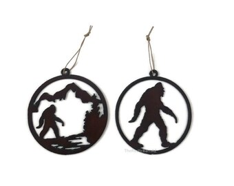 Circle SASQUATCH BIGFOOT round Rustic Ornaments made of Rustic Rusty Rusted Recycled also wholesale