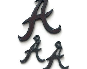 ALABAMA A Pendant and small charm cut out Set made of Rustic Rusty Rusted Recycled Metal