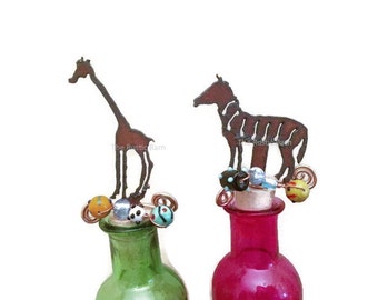 GIRAFFE or ZEBRA Zoo Animal Rusty Rustic Rusted Metal Decorative Wine Bottle Cork Stopper Topper