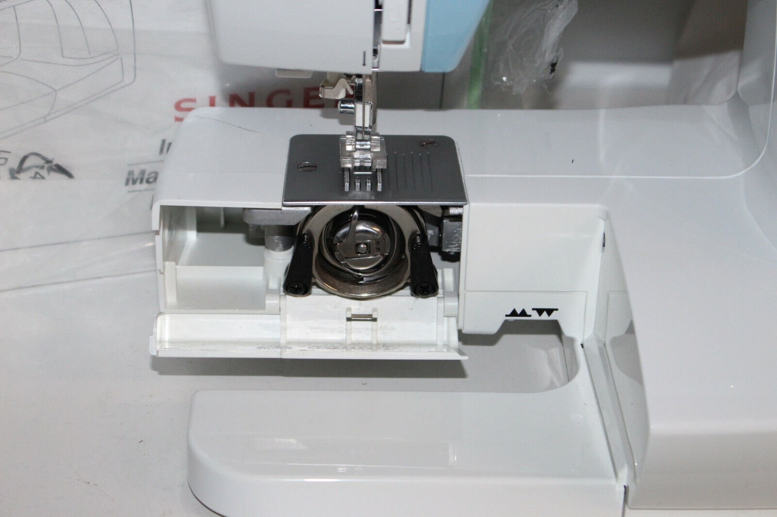 SINGER® SIMPLE™ 3116 Sewing Machine 