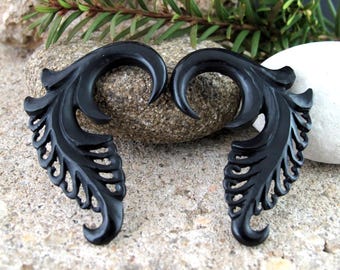 Ein Paar 0G - 8 mm Carved Horn, Tribal Piercing Schmuck L4220